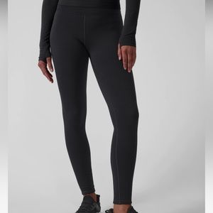 NWT Athleta Fleece-Lined Leggings